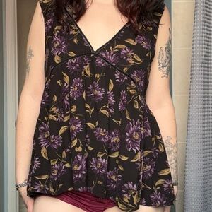 American Eagle Outfitters Black and Purple Floral Blouse